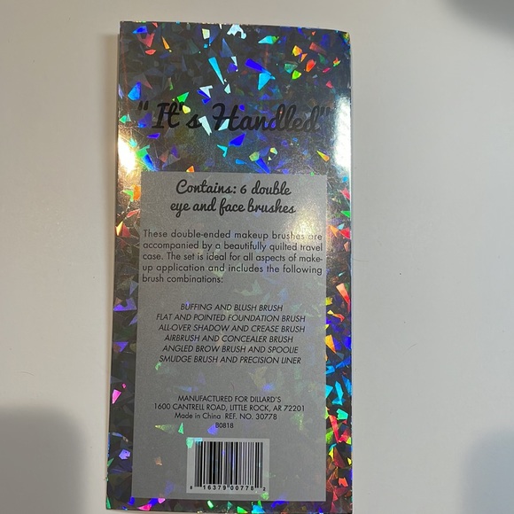 Dillards 6 make-up brush set - Picture 8 of 10